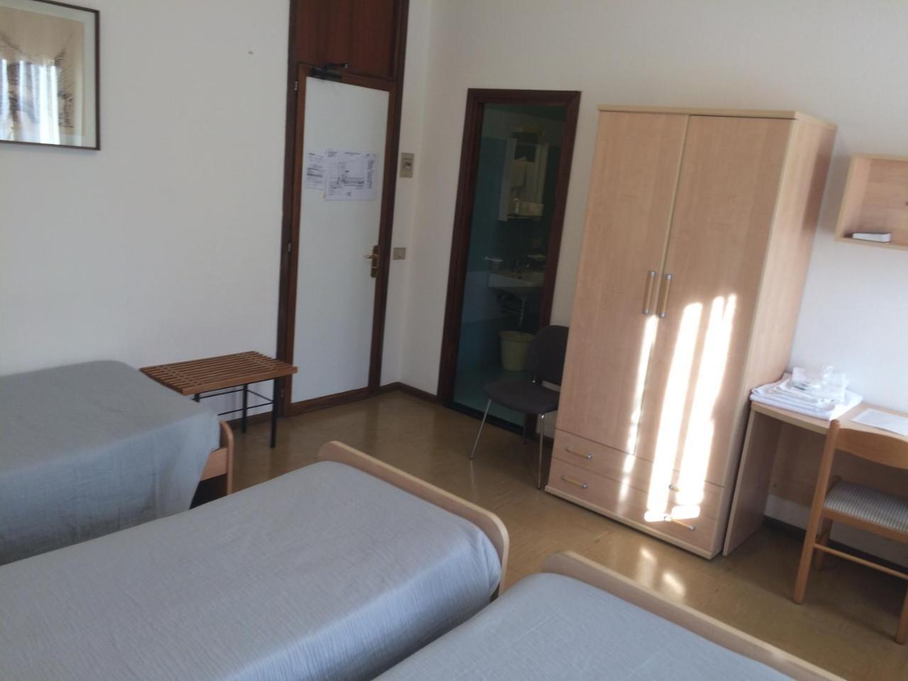 Casa Per Ferie Al Centro Hotel Belluno Ngoại thất bức ảnh