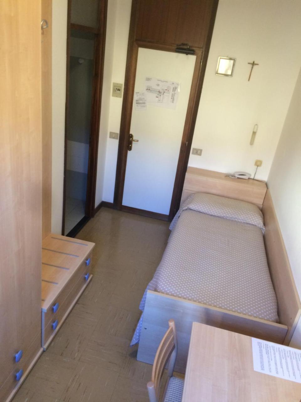 Casa Per Ferie Al Centro Hotel Belluno Ngoại thất bức ảnh
