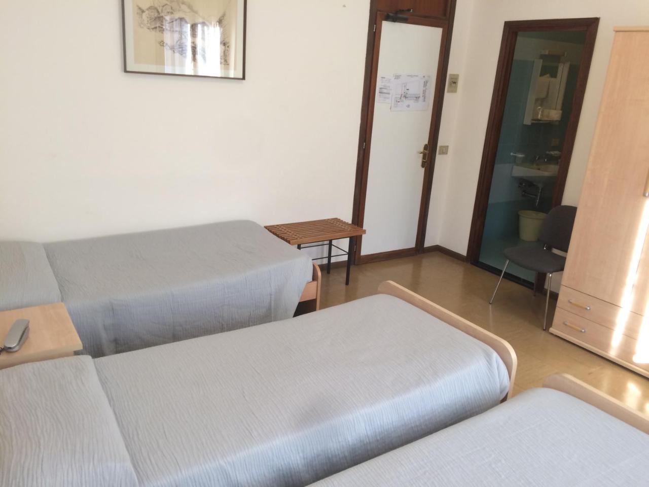 Casa Per Ferie Al Centro Hotel Belluno Ngoại thất bức ảnh