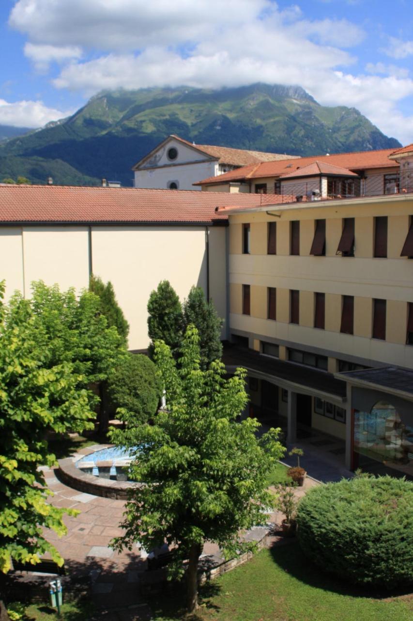 Casa Per Ferie Al Centro Hotel Belluno Ngoại thất bức ảnh